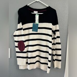Market & Spruce XXL Black and White sweater, with elbow patches